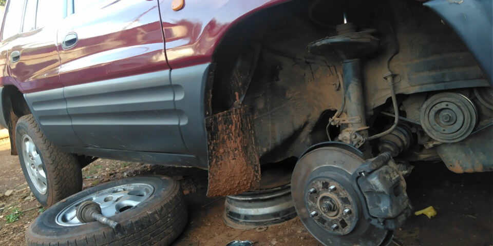 Rav4 tyre fixing